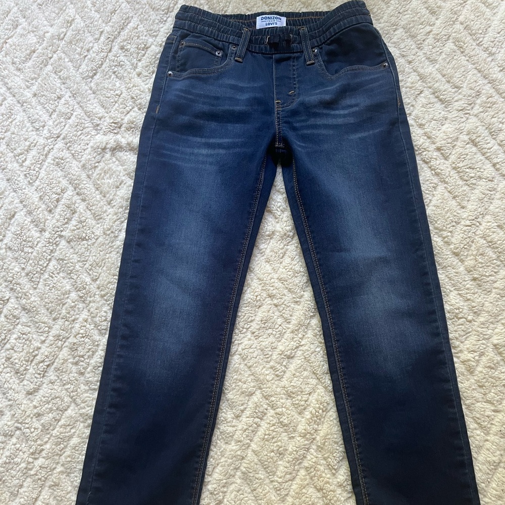 Levi’s Jeans for a Boy, pull on.